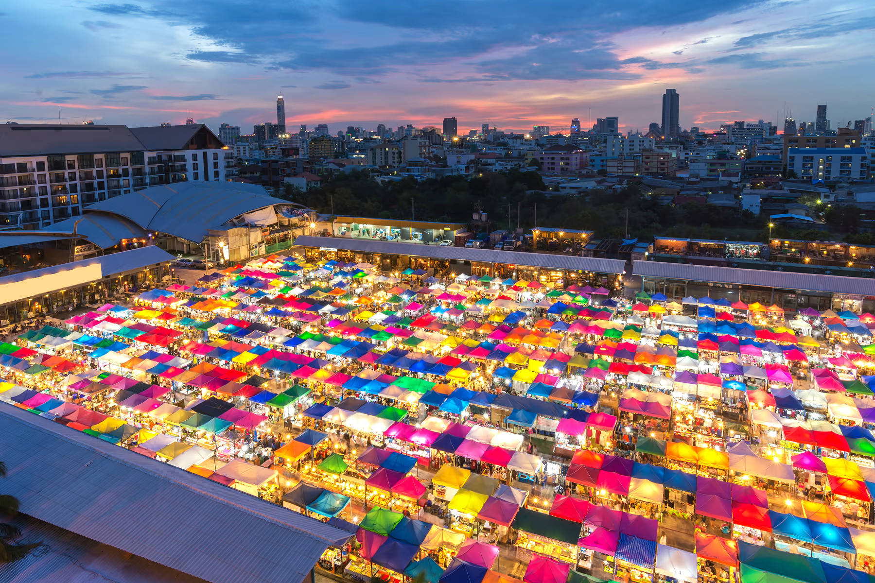 Chatuchak Weekend Market - Best time to visit Bangkok