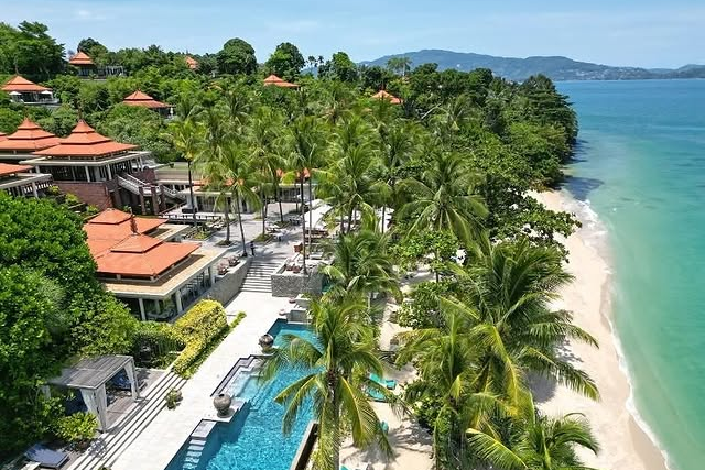 Beachfront Bliss: Trisara